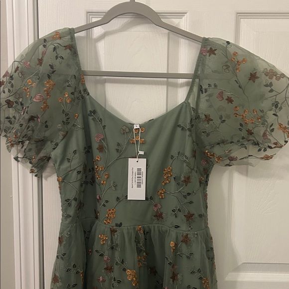 Baltic Born Midi Dress - Picture 3 of 5